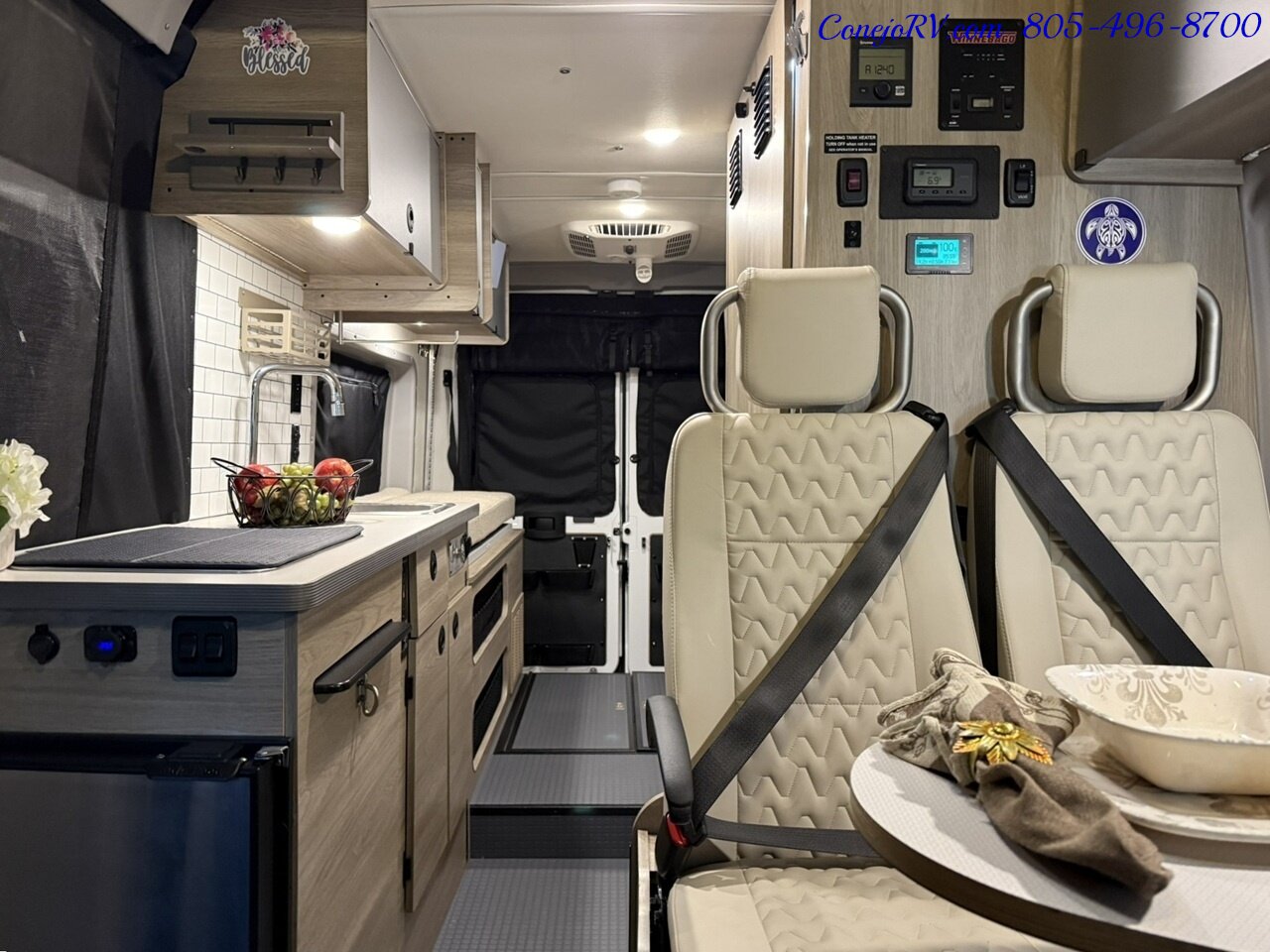 2021 Winnebago Solis 59PX Murphy Bed Full Galley Custom Upgrades 33K Miles   - Photo 5 - Thousand Oaks, CA 91360