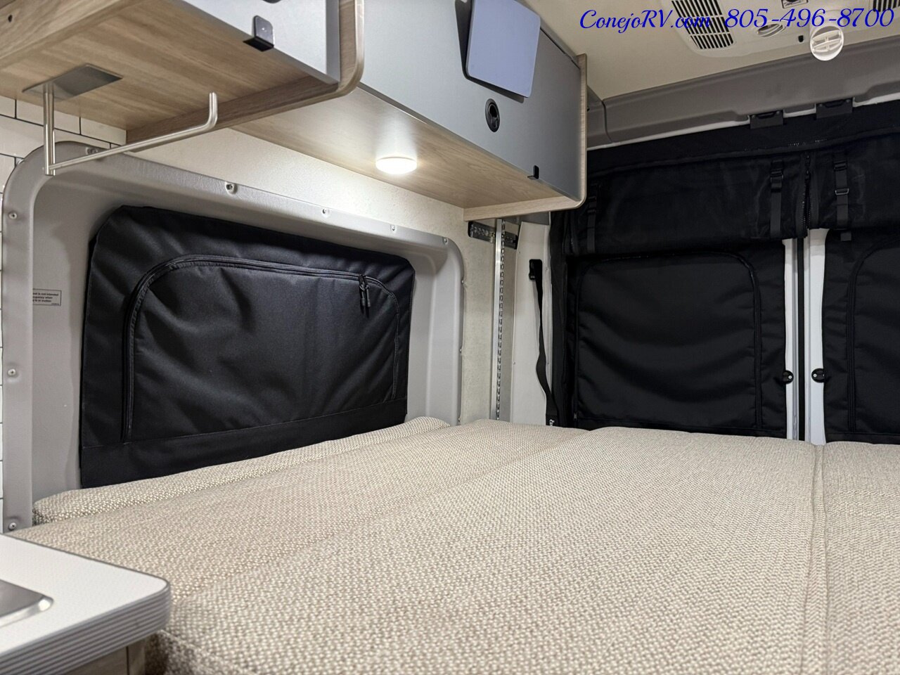 2021 Winnebago Solis 59PX Murphy Bed Full Galley Custom Upgrades 33K Miles   - Photo 23 - Thousand Oaks, CA 91360