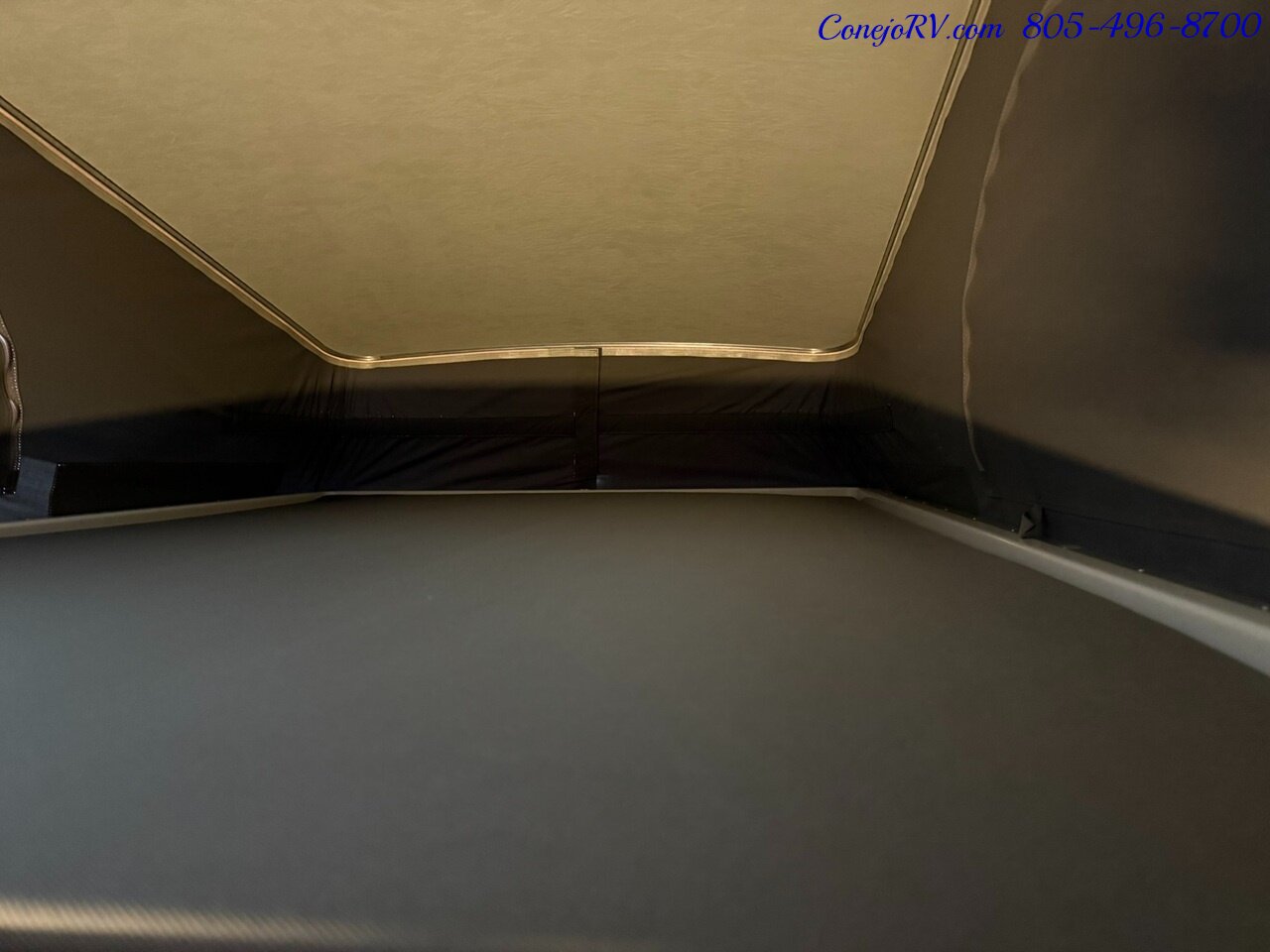 2021 Winnebago Solis 59PX Murphy Bed Full Galley Custom Upgrades 33K Miles   - Photo 31 - Thousand Oaks, CA 91360