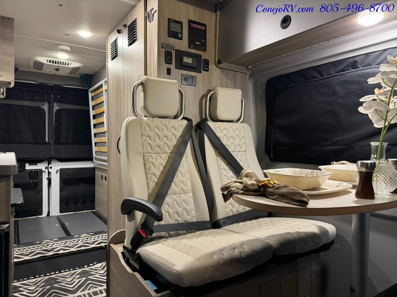 2021 Winnebago Solis 59PX Murphy Bed Full Galley Custom Upgrades 26K Miles   - Photo 6 - Thousand Oaks, CA 91360