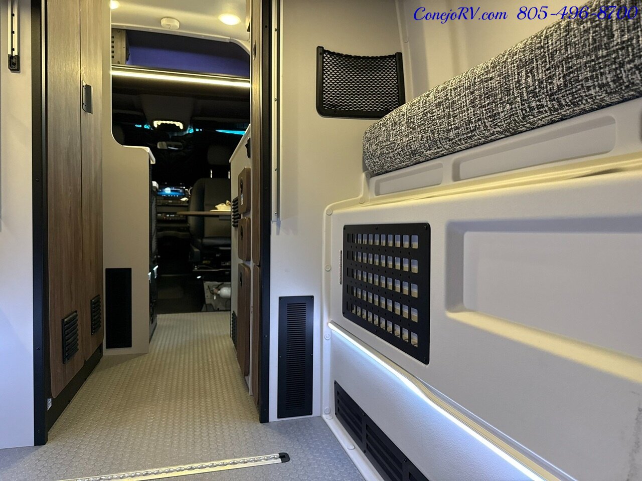2025 Tiffin GH1 AWD Workstation Sprinter Mercedes Turbo Diesel  Battle Born Lithium Ion Kit 15K Miles - Photo 34 - Thousand Oaks, CA 91360