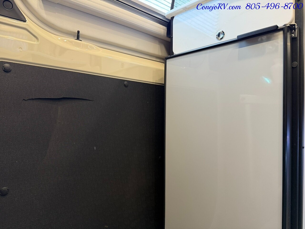 2025 Tiffin GH1 AWD Workstation Sprinter Mercedes Turbo Diesel  Battle Born Lithium Ion Kit 15K Miles - Photo 17 - Thousand Oaks, CA 91360