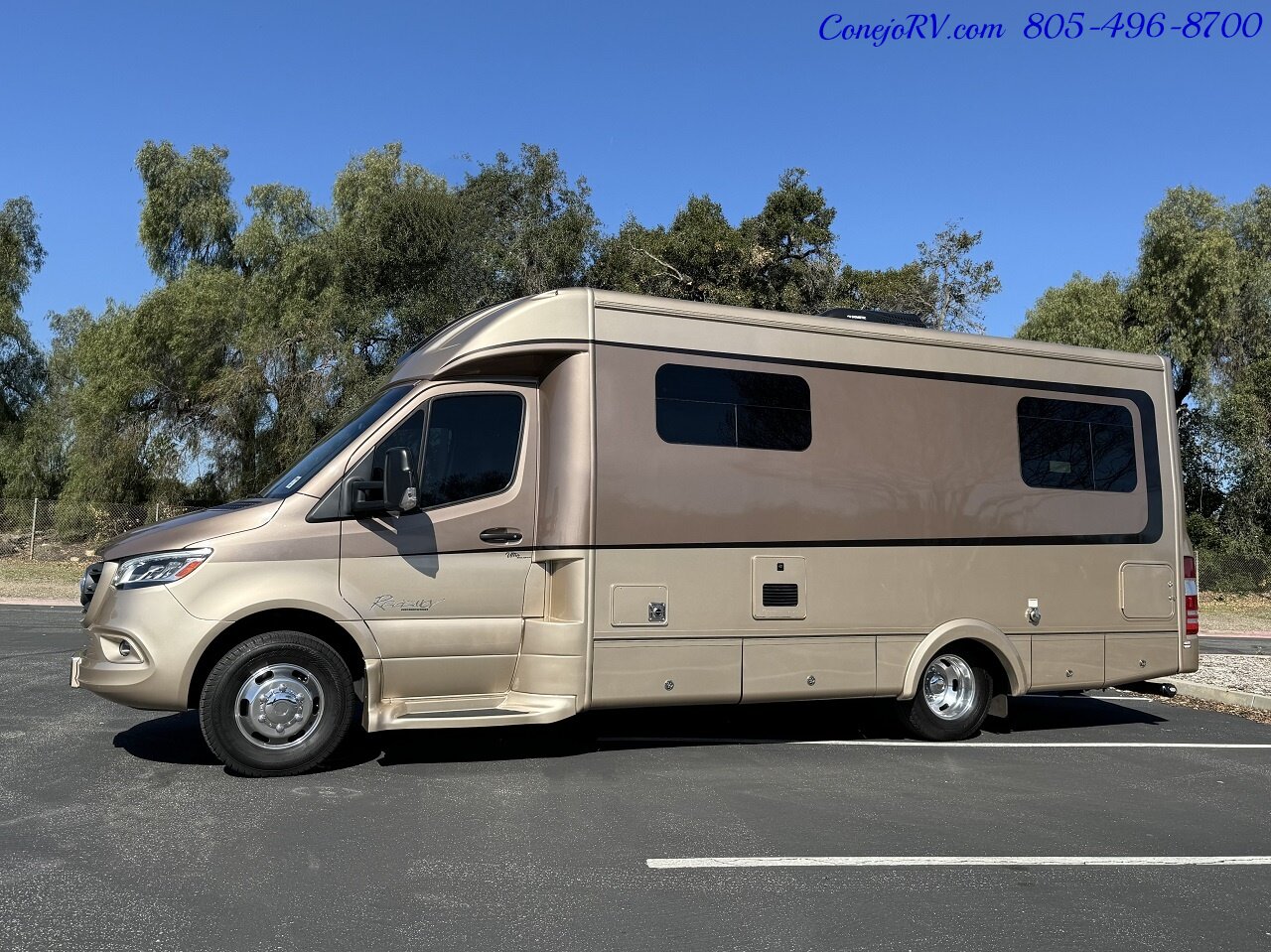 2021 Regency Ultra Brougham TW Twin Beds Mercedes Turbo Diesel 10K Miles   - Photo 1 - Thousand Oaks, CA 91360