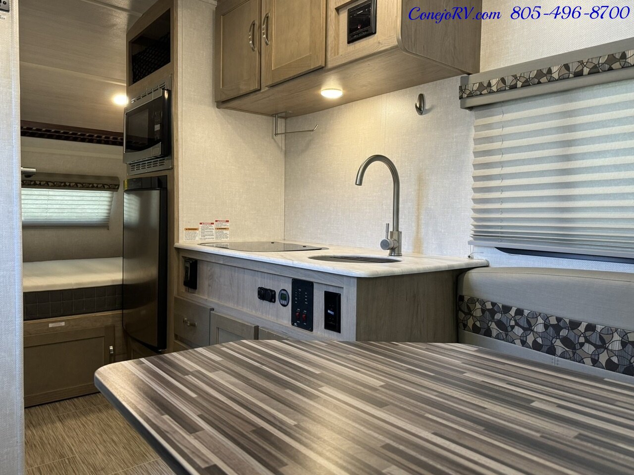 2021 Forest River R-POD RP171 Queen Bed Full Galley Travel Trailer   - Photo 6 - Thousand Oaks, CA 91360