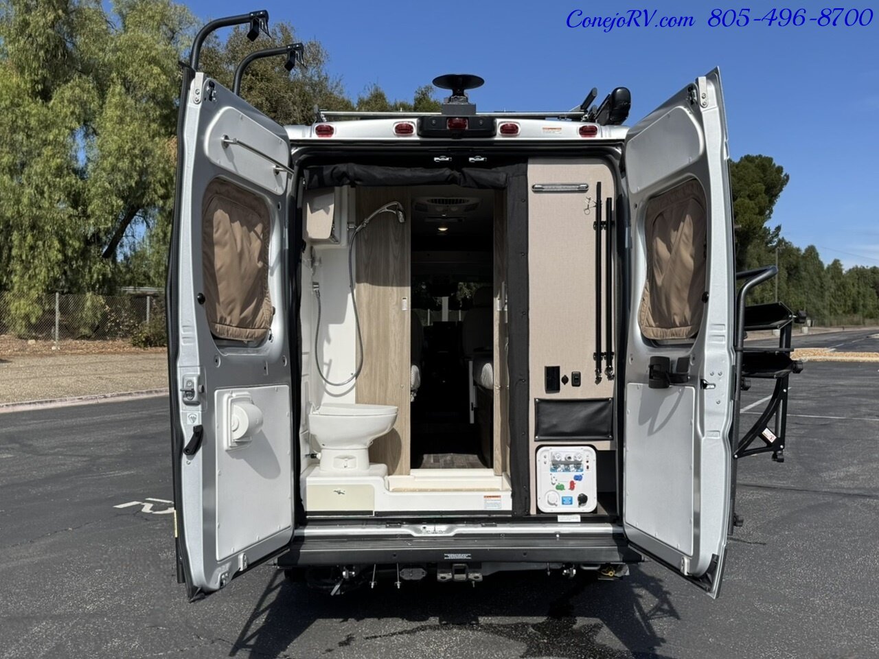 2025 Winnebago Travato 59K Touring Coach 2.8KW Onan Generator   - Photo 38 - Thousand Oaks, CA 91360