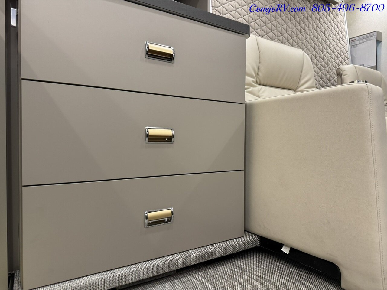 2025 Winnebago View 24T Slide-Out Murphy Bed Mercedes Turbo Diesel Full Body Paint 4k Miles - Photo 18 - Thousand Oaks, CA 91360