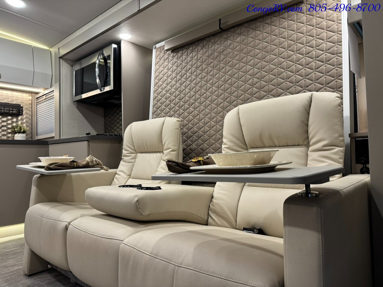 2025 Winnebago View 24T Slide-Out Murphy Bed Mercedes Turbo Diesel Full Body Paint 4k Miles - Photo 26 - Thousand Oaks, CA 91360