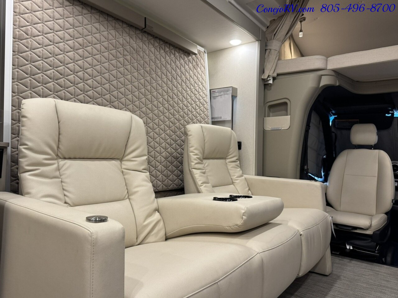 2025 Winnebago View 24T Slide-Out Murphy Bed Mercedes Turbo Diesel Full Body Paint 4k Miles - Photo 10 - Thousand Oaks, CA 91360