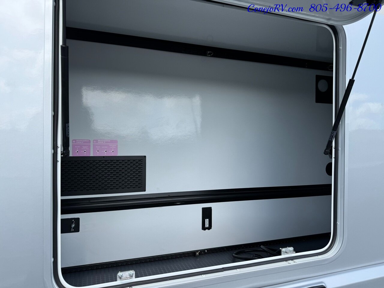 2025 Winnebago View 24T Slide-Out Murphy Bed Mercedes Turbo Diesel Full Body Paint 4k Miles - Photo 40 - Thousand Oaks, CA 91360