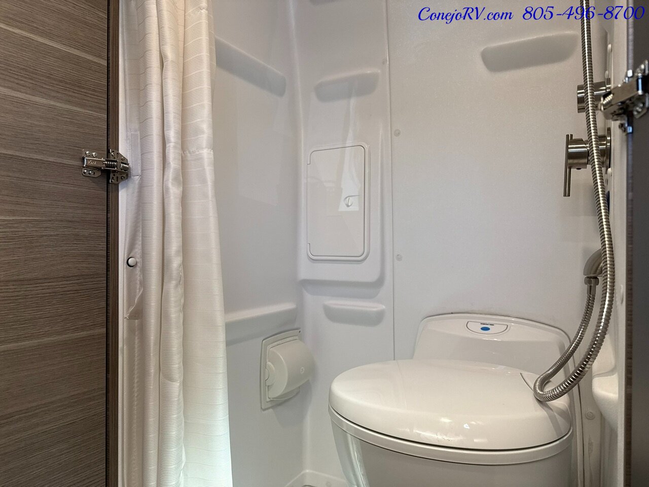 2024 Entegra Launch 19Y AWD Lithium System Mercedes Sprinter Van   - Photo 19 - Thousand Oaks, CA 91360