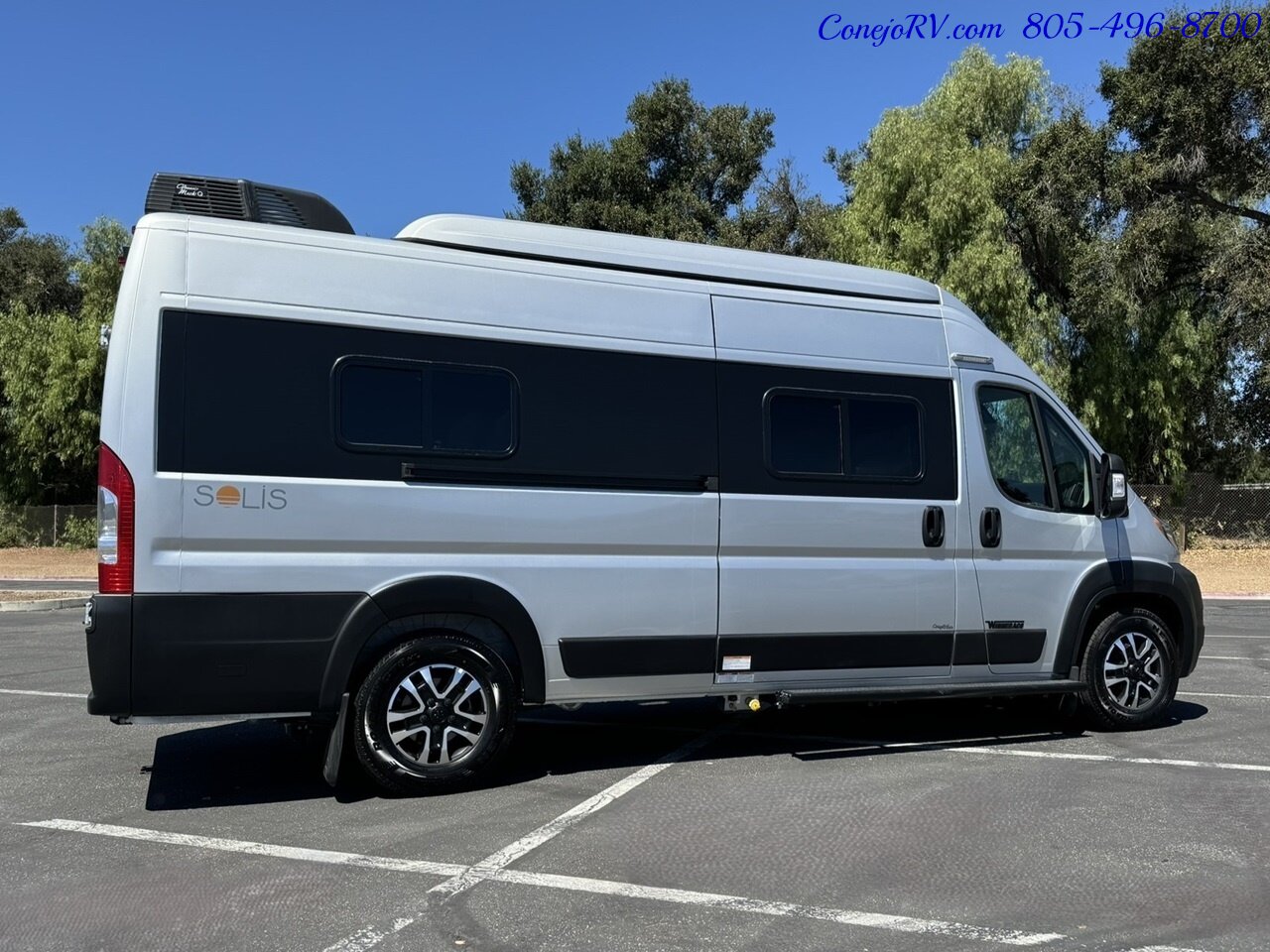 2023 Winnebago Solis 59PX Murphy Bed Pop Top Full Galley  3K Miles - Photo 4 - Thousand Oaks, CA 91360