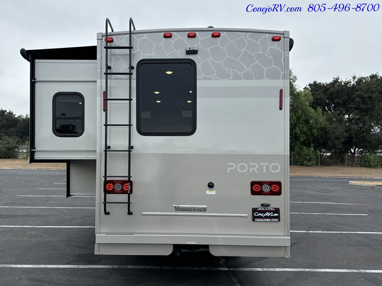 2025 Winnebago Porto 24P Full Wall Slide-Out Mercedes Turbo Diesel  Full Body Paint - Photo 45 - Thousand Oaks, CA 91360