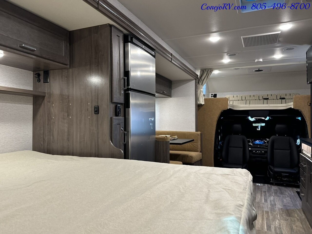 2025 Winnebago Porto 24P Full Wall Slide-Out Mercedes Turbo Diesel  Full Body Paint - Photo 26 - Thousand Oaks, CA 91360