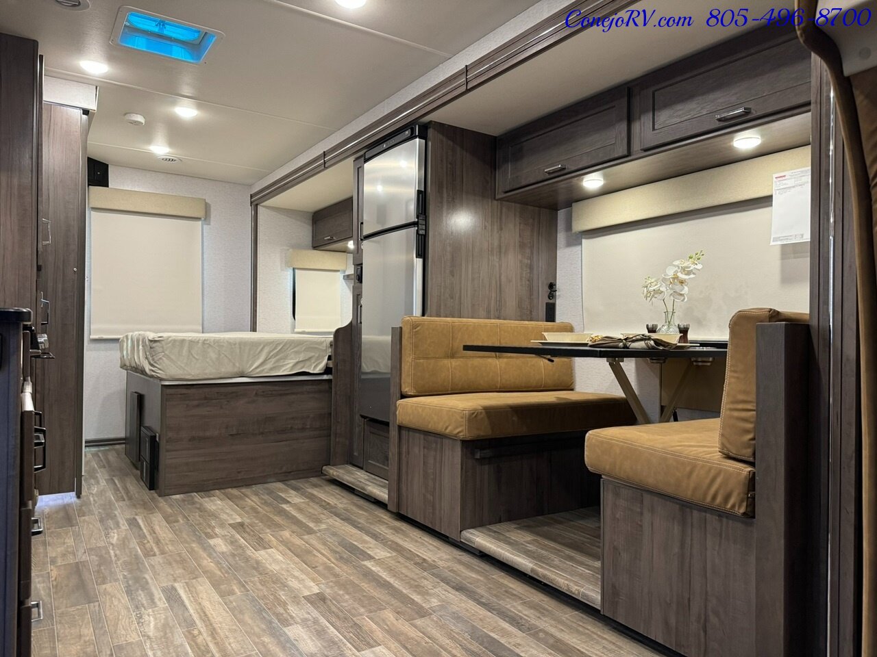 2025 Winnebago Porto 24P Full Wall Slide-Out Mercedes Turbo Diesel  Full Body Paint - Photo 6 - Thousand Oaks, CA 91360