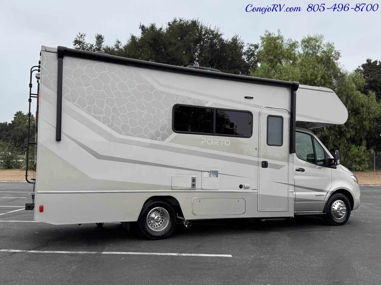 2025 Winnebago Porto 24P Full Wall Slide-Out Mercedes Turbo Diesel  Full Body Paint - Photo 4 - Thousand Oaks, CA 91360