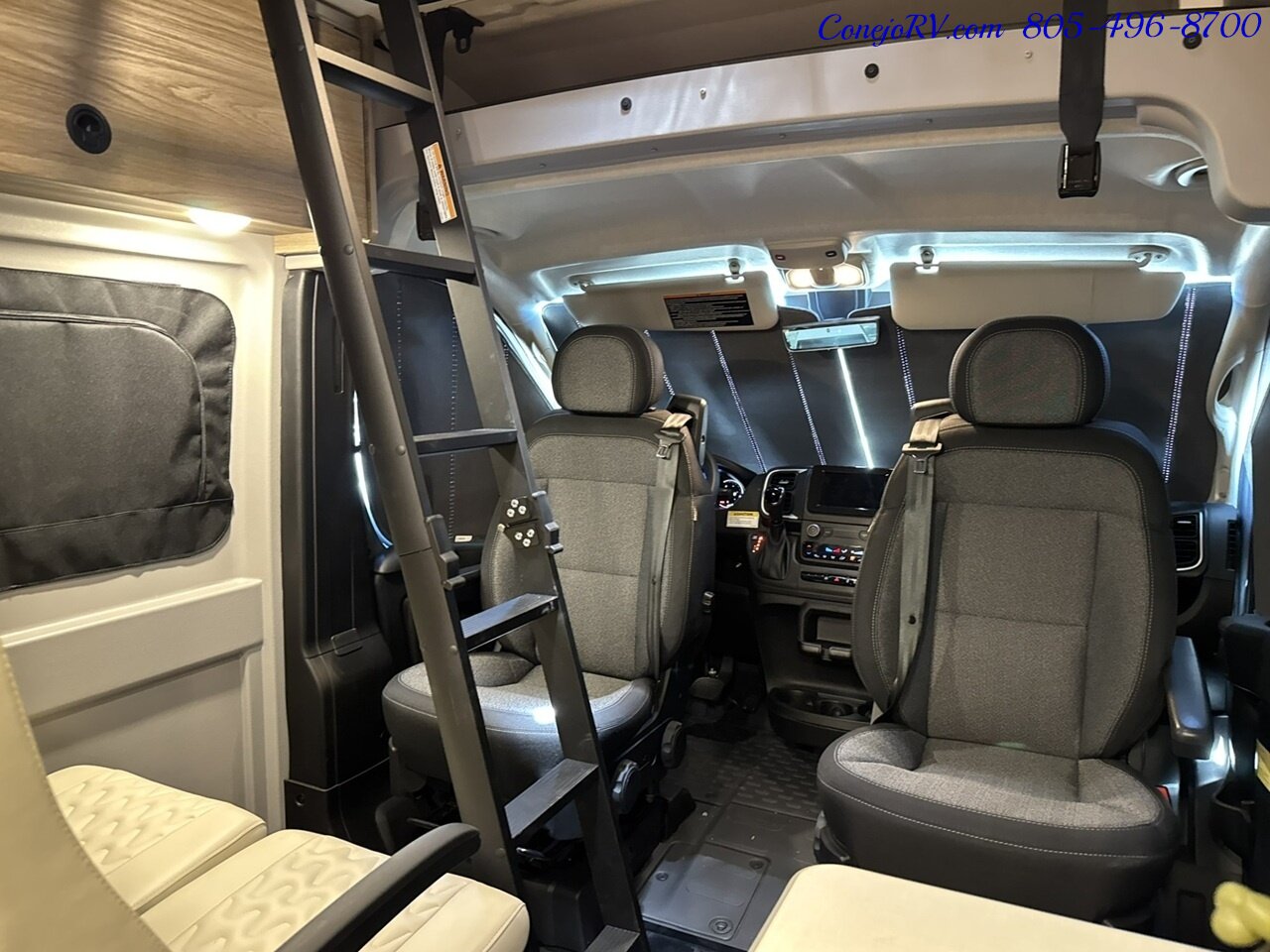 2025 Winnebago Solis 59P Pop Top Full Galley Convertible Couch Roof AC - Photo 31 - Thousand Oaks, CA 91360