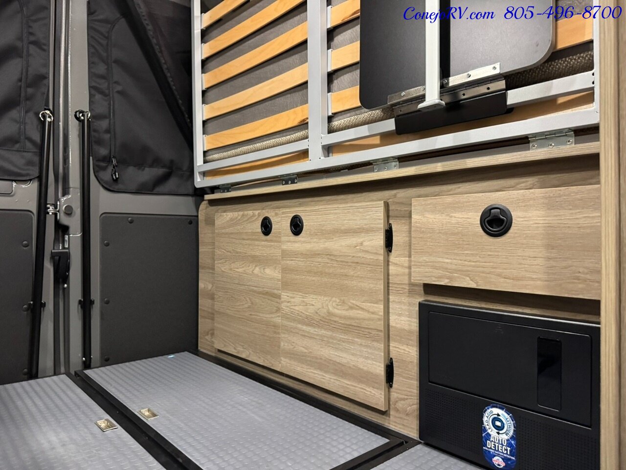 2025 Winnebago Solis 59P Pop Top Full Galley Convertible Couch Roof AC - Photo 20 - Thousand Oaks, CA 91360