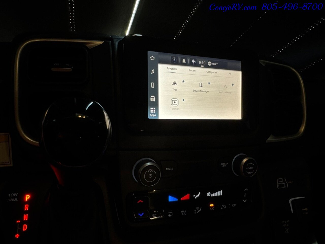 2025 Winnebago Solis 59P Pop Top Full Galley Convertible Couch Roof AC - Photo 39 - Thousand Oaks, CA 91360