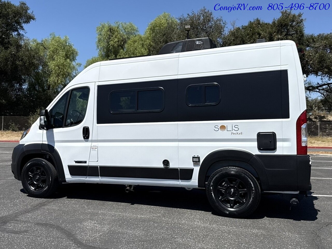 2024 Winnebago Solis Pocket 36B Lithium System Enclosed Rear Bath - Photo 2 - Thousand Oaks, CA 91360