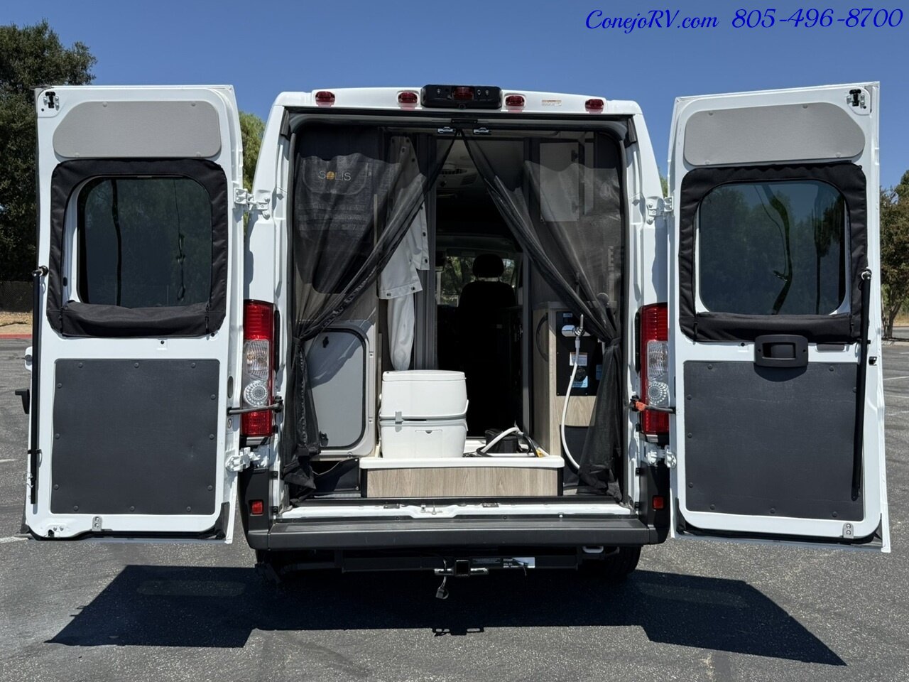 2024 Winnebago Solis Pocket 36B Lithium System Enclosed Rear Bath - Photo 32 - Thousand Oaks, CA 91360