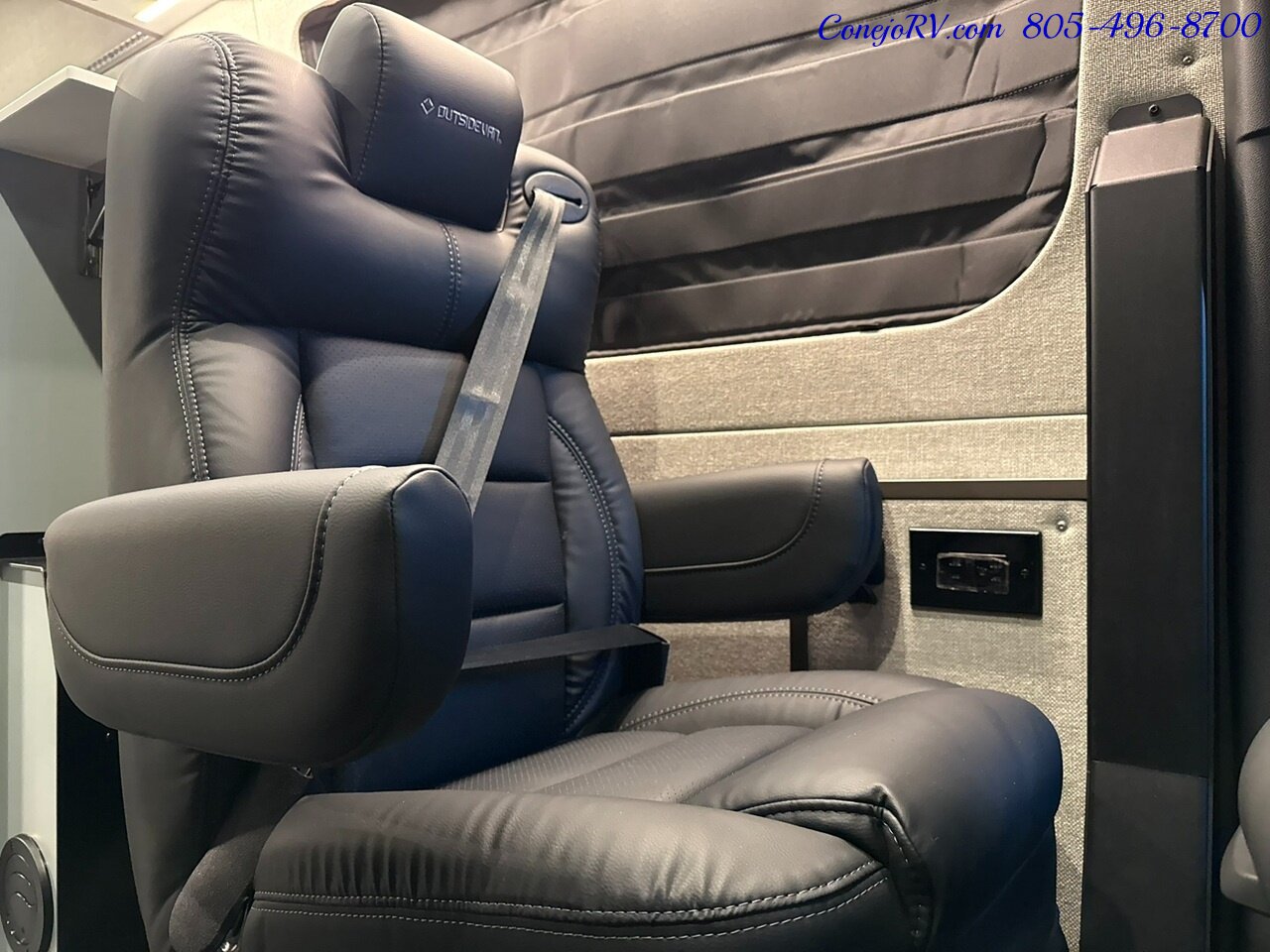 2026 Outside Van Overnight Pop Top Quad Captains Seats 620AH Lithionics Lithium System Adventure Van - Photo 9 - Thousand Oaks, CA 91360
