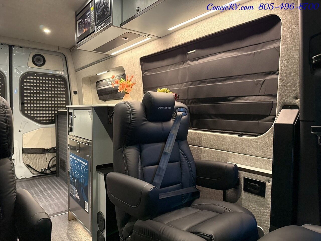 2026 Outside Van Overnight Pop Top Quad Captains Seats 620AH Lithionics Lithium System Adventure Van - Photo 6 - Thousand Oaks, CA 91360