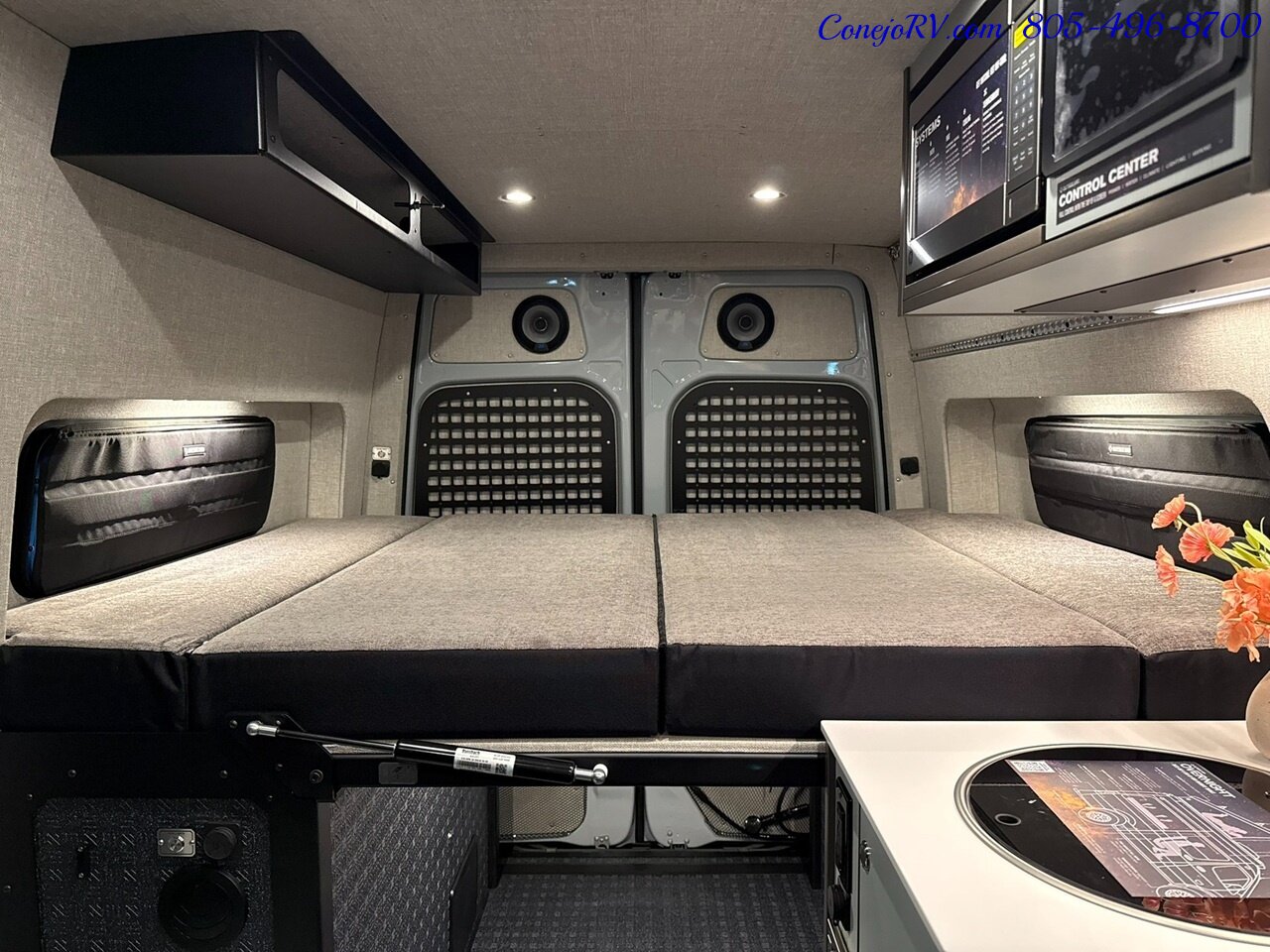 2026 Outside Van Overnight Pop Top Quad Captains Seats 620AH Lithionics Lithium System Adventure Van - Photo 21 - Thousand Oaks, CA 91360