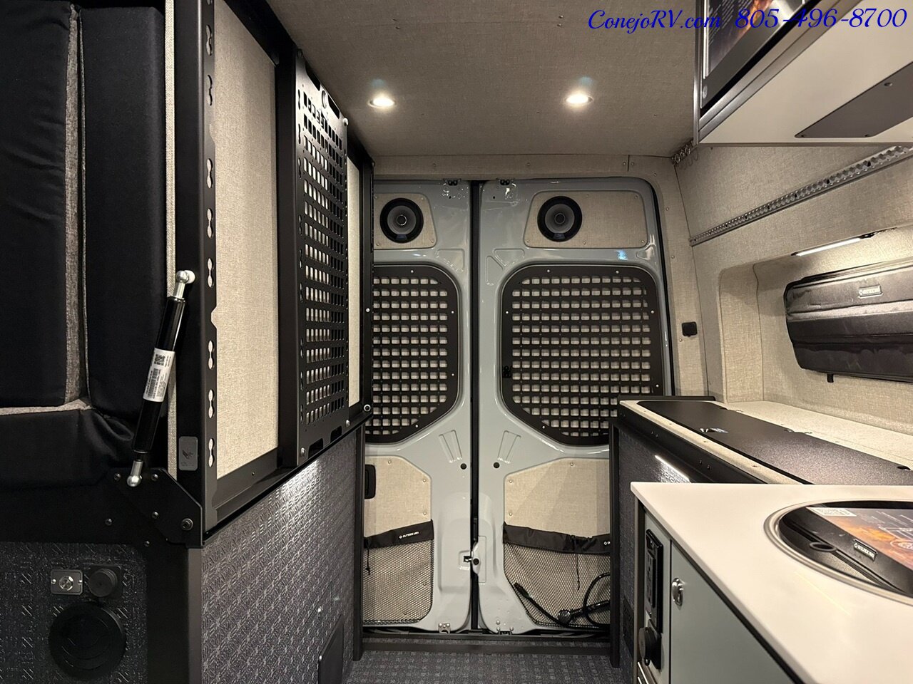 2026 Outside Van Overnight Pop Top Quad Captains Seats 620AH Lithionics Lithium System Adventure Van - Photo 16 - Thousand Oaks, CA 91360