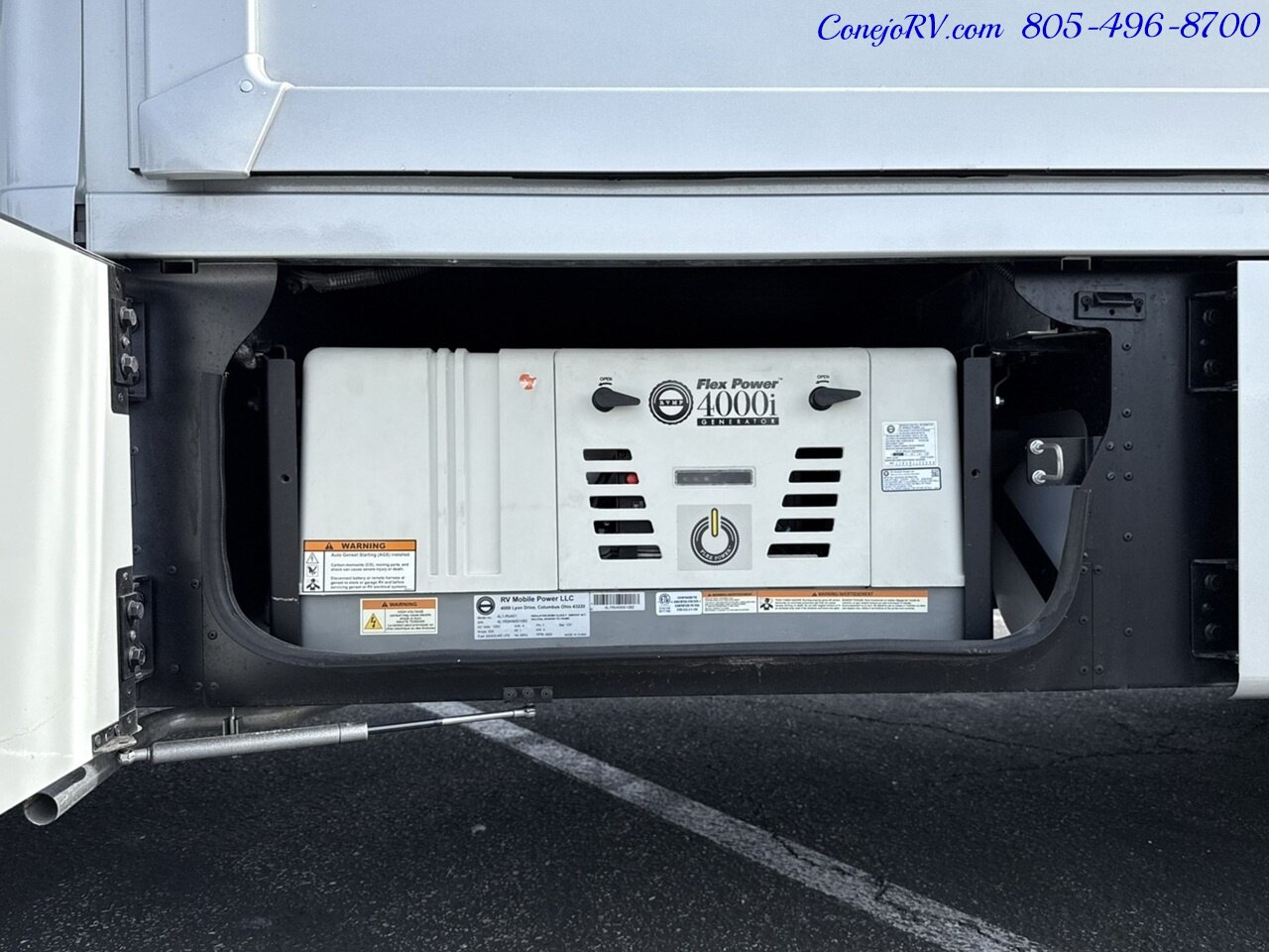 2025 Winnebago Navion 24T AWD Dealer Demo Slide-Out Murphy Bed Mercedes Turbo Diesel 3K Miles - Photo 44 - Thousand Oaks, CA 91360