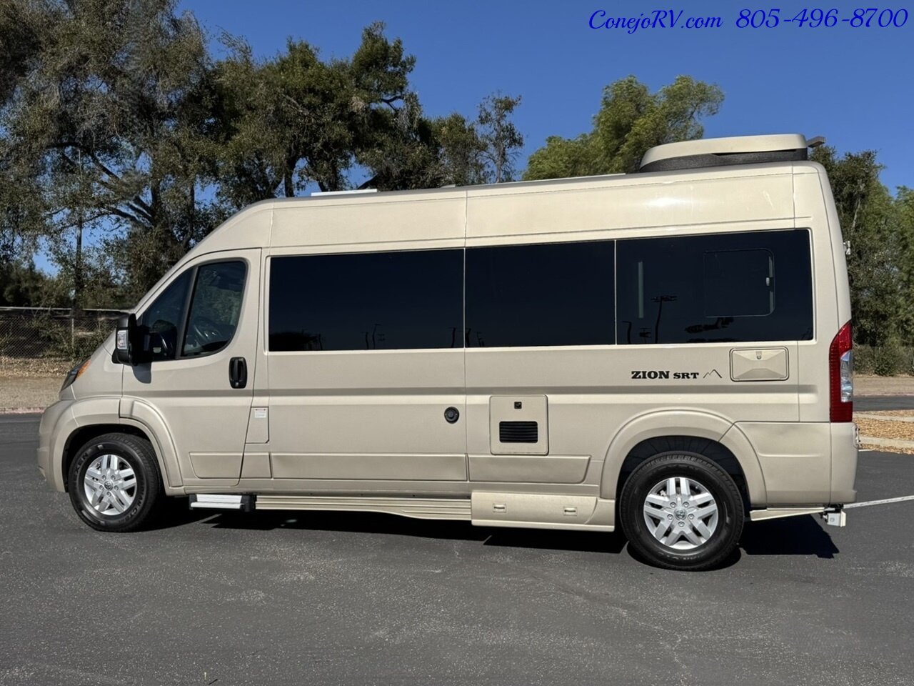 2023 Roadtrek Zion SRT 600 AH Lithium Power System Power Rear Lounge   - Photo 2 - Thousand Oaks, CA 91360