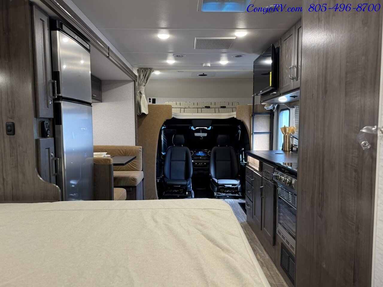 2025 Winnebago Porto 24P Full Wall Slide-Out Mercedes Turbo Diesel Full  Body Paint - Photo 24 - Thousand Oaks, CA 91360