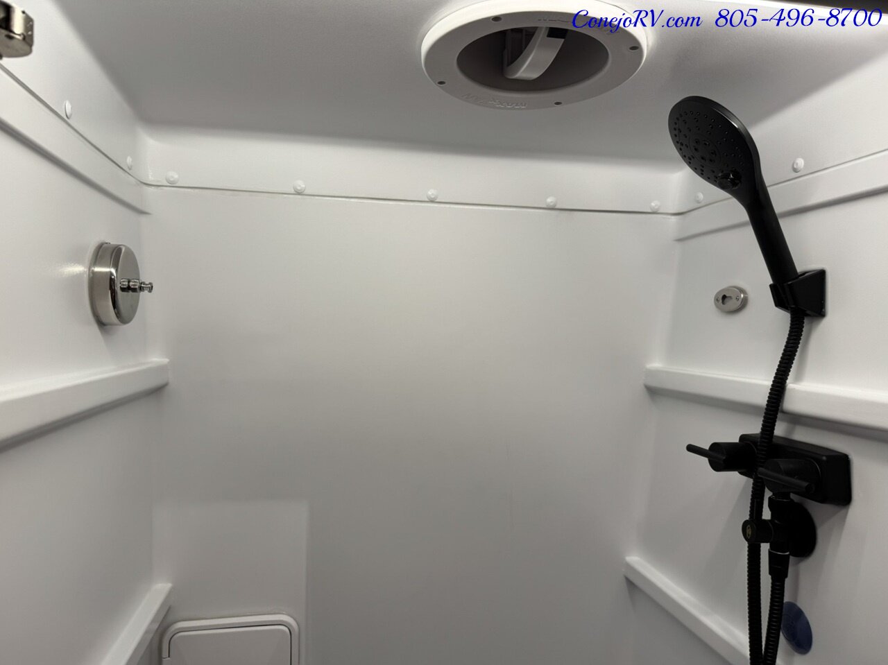 2025 Tiffin GH1 AWD Sprinter Mercedes Turbo Diesel OWL Upgrades - Photo 16 - Thousand Oaks, CA 91360