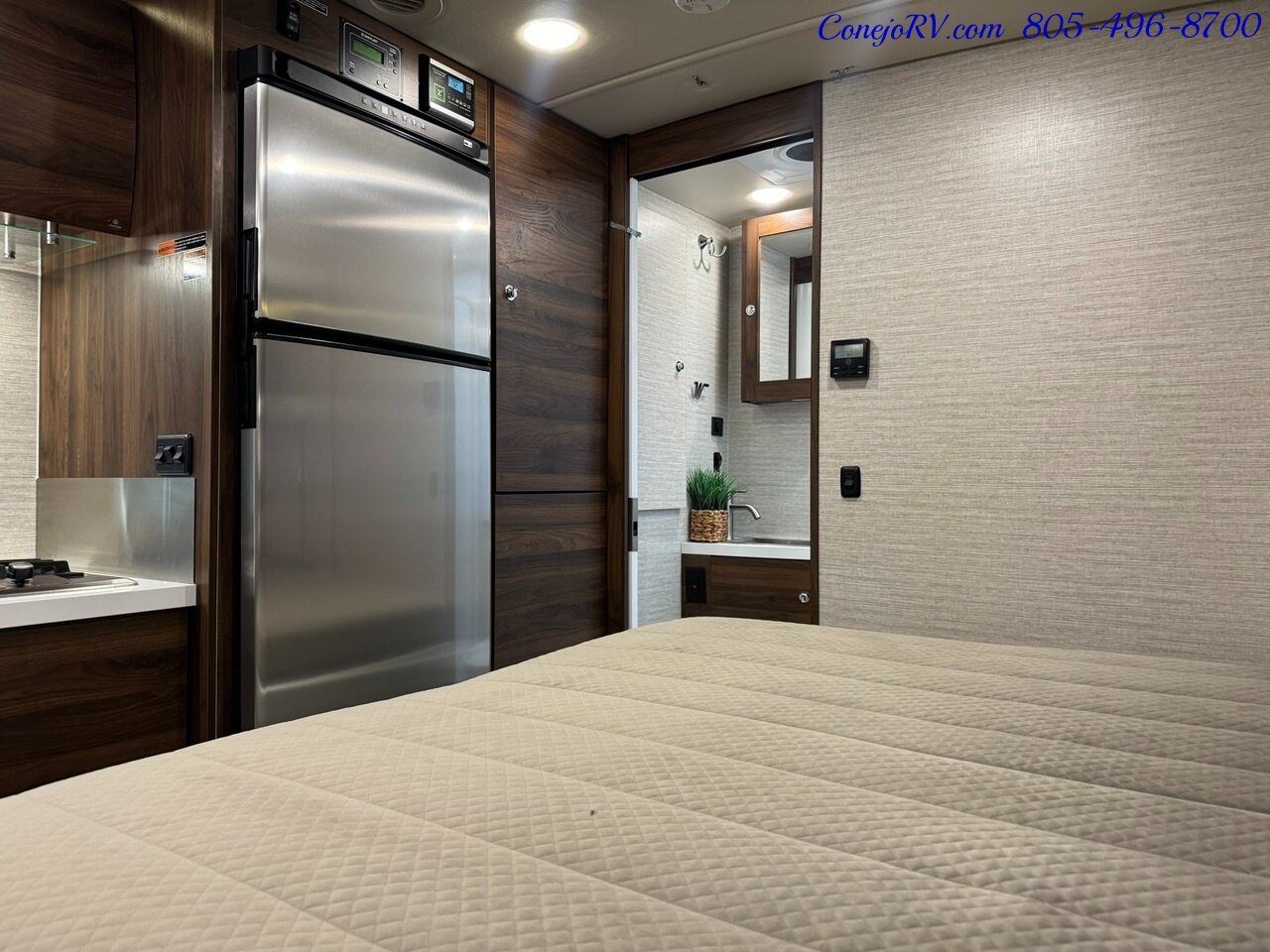 2022 Winnebago View 24D Full Wall Slide-Out Mercedes Turbo Diesel Full  Body Paint - Photo 24 - Thousand Oaks, CA 91360