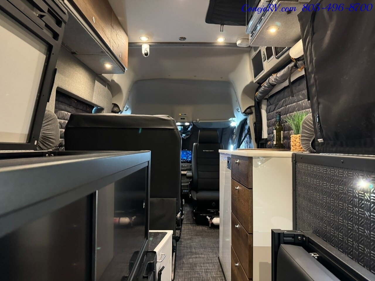 2023 Storyteller Overland Mode LT Ford Transit  Volta Lithium System ALL WHEEL DRIVE 9K Miles - Photo 25 - Thousand Oaks, CA 91360