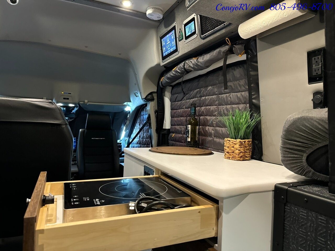 2023 Storyteller Overland Mode LT Ford Transit  Volta Lithium System ALL WHEEL DRIVE 9K Miles - Photo 15 - Thousand Oaks, CA 91360