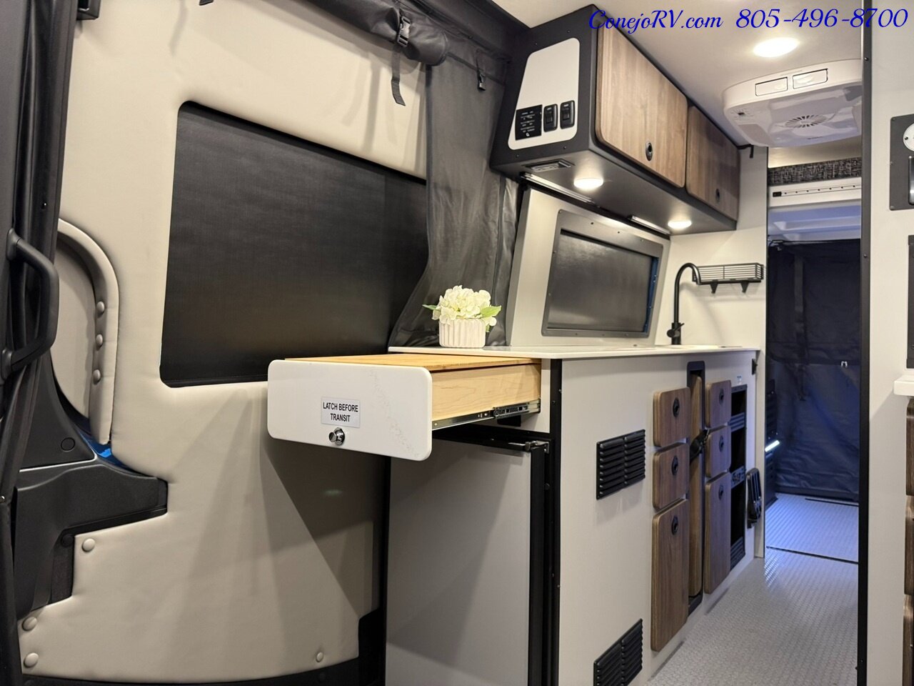 2026 Tiffin GH2 AWD Sprinter Mercedes 2500 EXT AWD Turbo Diesel 540AH Battle Born Lithium Ion Kit - Photo 7 - Thousand Oaks, CA 91360