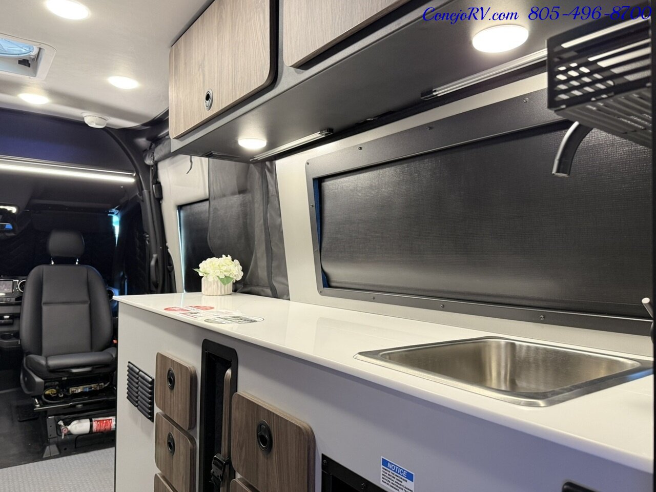 2026 Tiffin GH2 AWD Sprinter Mercedes 2500 EXT AWD Turbo Diesel 540AH Battle Born Lithium Ion Kit - Photo 16 - Thousand Oaks, CA 91360