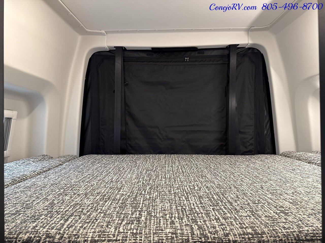 2026 Tiffin GH2 AWD Sprinter Mercedes 2500 EXT AWD Turbo Diesel 540AH Battle Born Lithium Ion Kit - Photo 23 - Thousand Oaks, CA 91360