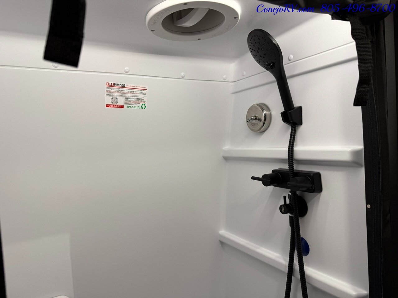 2026 Tiffin GH2 AWD Sprinter Mercedes 2500 EXT AWD Turbo Diesel 540AH Battle Born Lithium Ion Kit - Photo 17 - Thousand Oaks, CA 91360