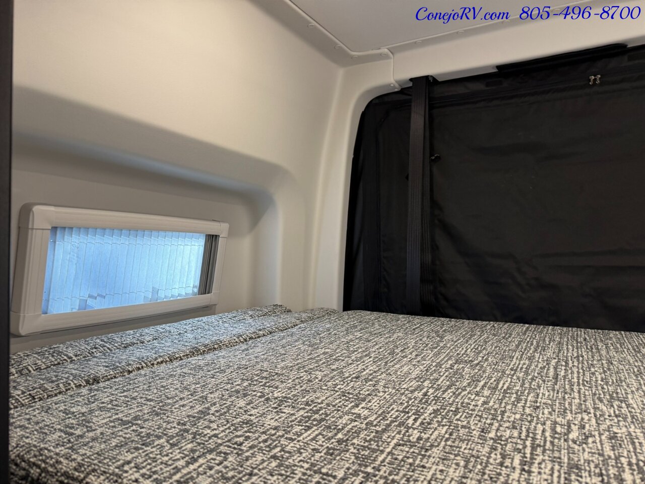 2026 Tiffin GH2 AWD Sprinter Mercedes 2500 EXT AWD Turbo Diesel 540AH Battle Born Lithium Ion Kit - Photo 25 - Thousand Oaks, CA 91360