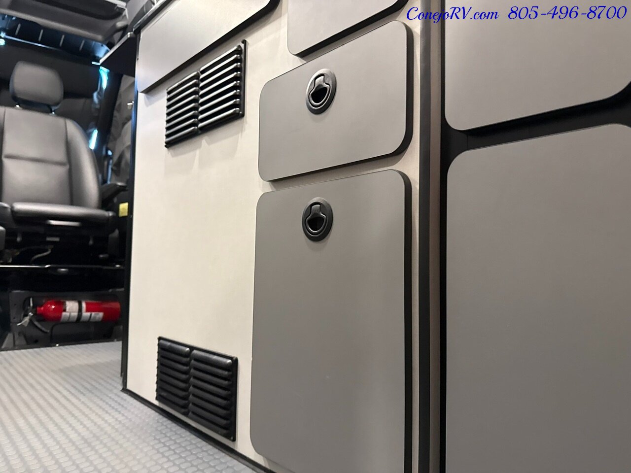 2025 Winnebago Revel Sport 44N AWD Sprinter Mercedes Turbo Diesel 4.1kWh Lithionics Lithium System - Photo 15 - Thousand Oaks, CA 91360
