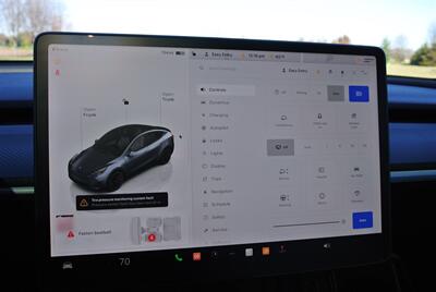 2022 Tesla Model Y PERFORMANCE   - Photo 14 - Bucyrus, KS 66013