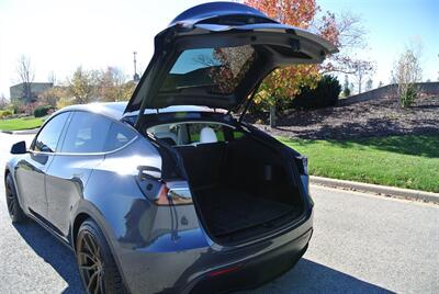 2022 Tesla Model Y PERFORMANCE   - Photo 26 - Bucyrus, KS 66013