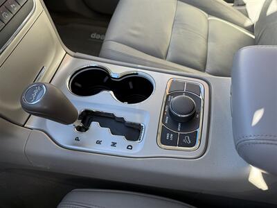 2013 Jeep Grand Cherokee Laredo X   - Photo 17 - Bucyrus, KS 66013