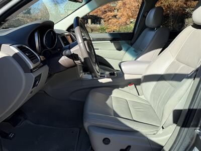 2013 Jeep Grand Cherokee Laredo X   - Photo 9 - Bucyrus, KS 66013