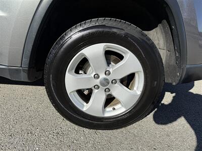 2013 Jeep Grand Cherokee Laredo X   - Photo 24 - Bucyrus, KS 66013