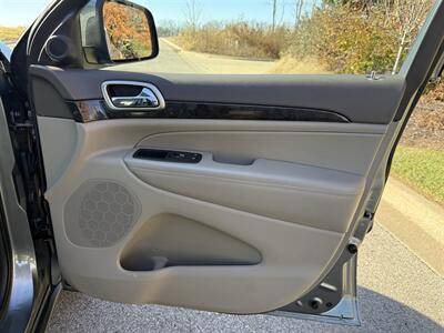 2013 Jeep Grand Cherokee Laredo X   - Photo 34 - Bucyrus, KS 66013