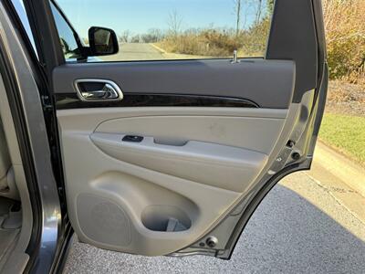 2013 Jeep Grand Cherokee Laredo X   - Photo 35 - Bucyrus, KS 66013