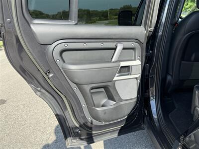 2023 Land Rover Defender 130 X-Dynamic SE   - Photo 42 - Bucyrus, KS 66013