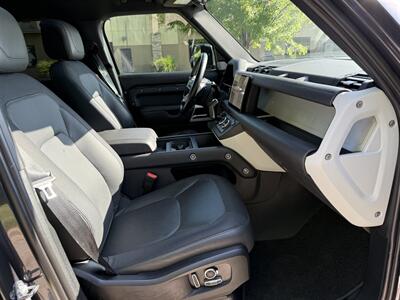 2023 Land Rover Defender 130 X-Dynamic SE   - Photo 12 - Bucyrus, KS 66013